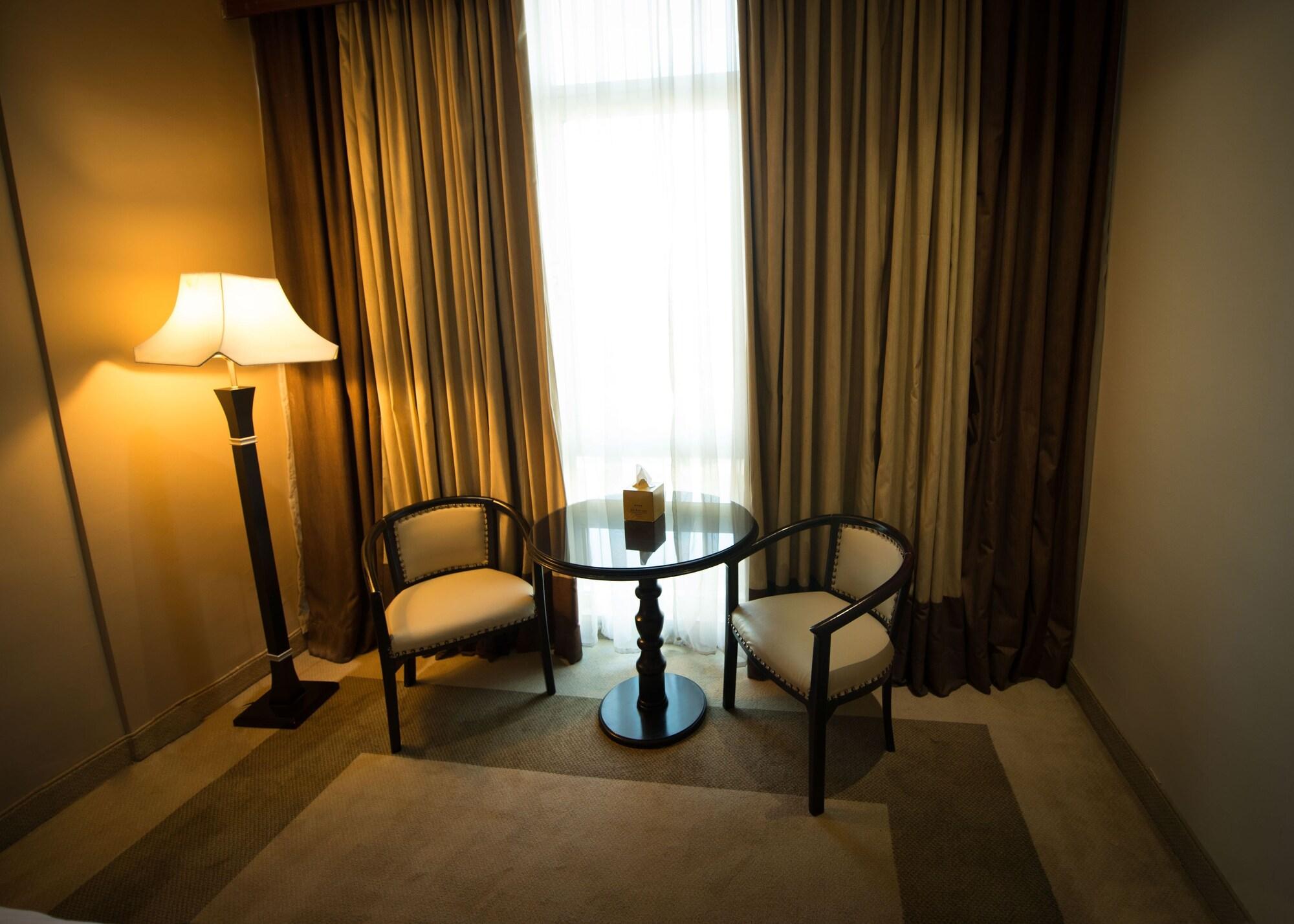 Century Park Hotel Amman Extérieur photo