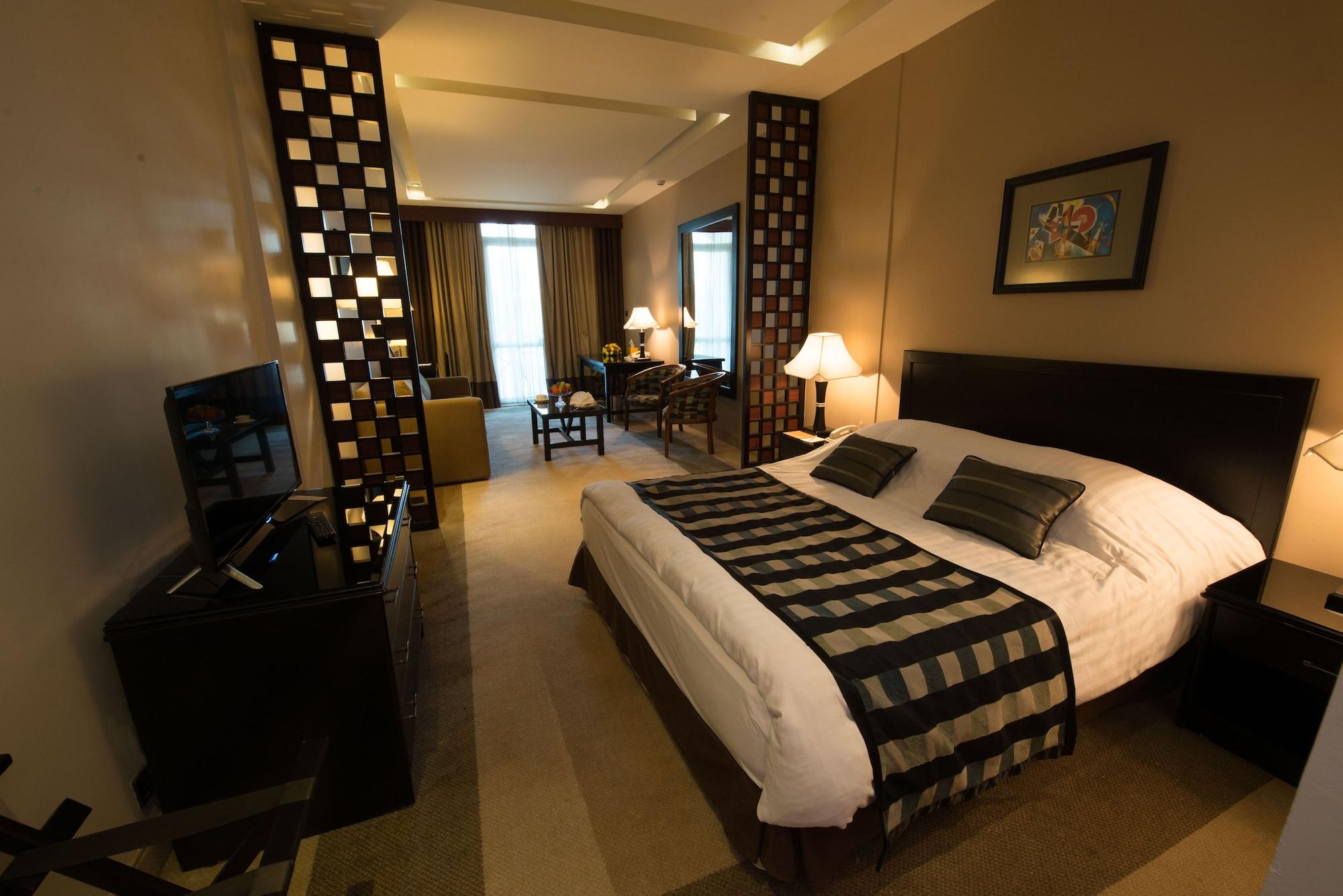 Century Park Hotel Amman Extérieur photo