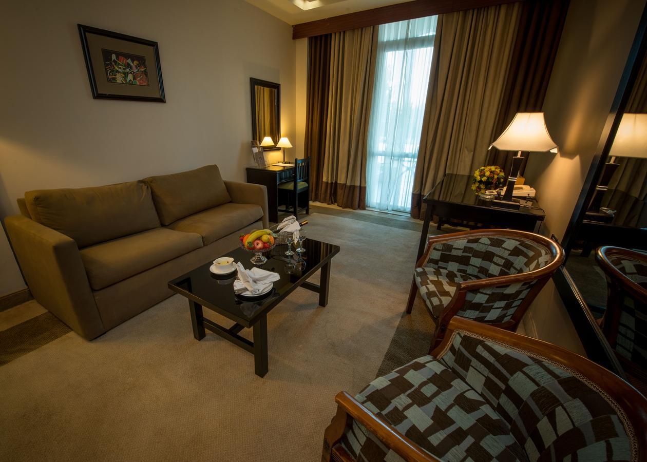 Century Park Hotel Amman Extérieur photo