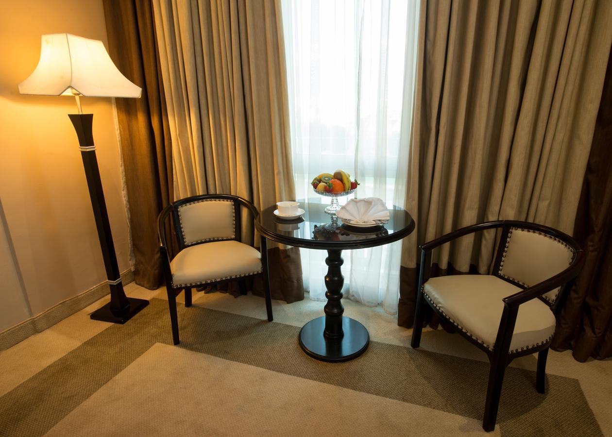 Century Park Hotel Amman Extérieur photo
