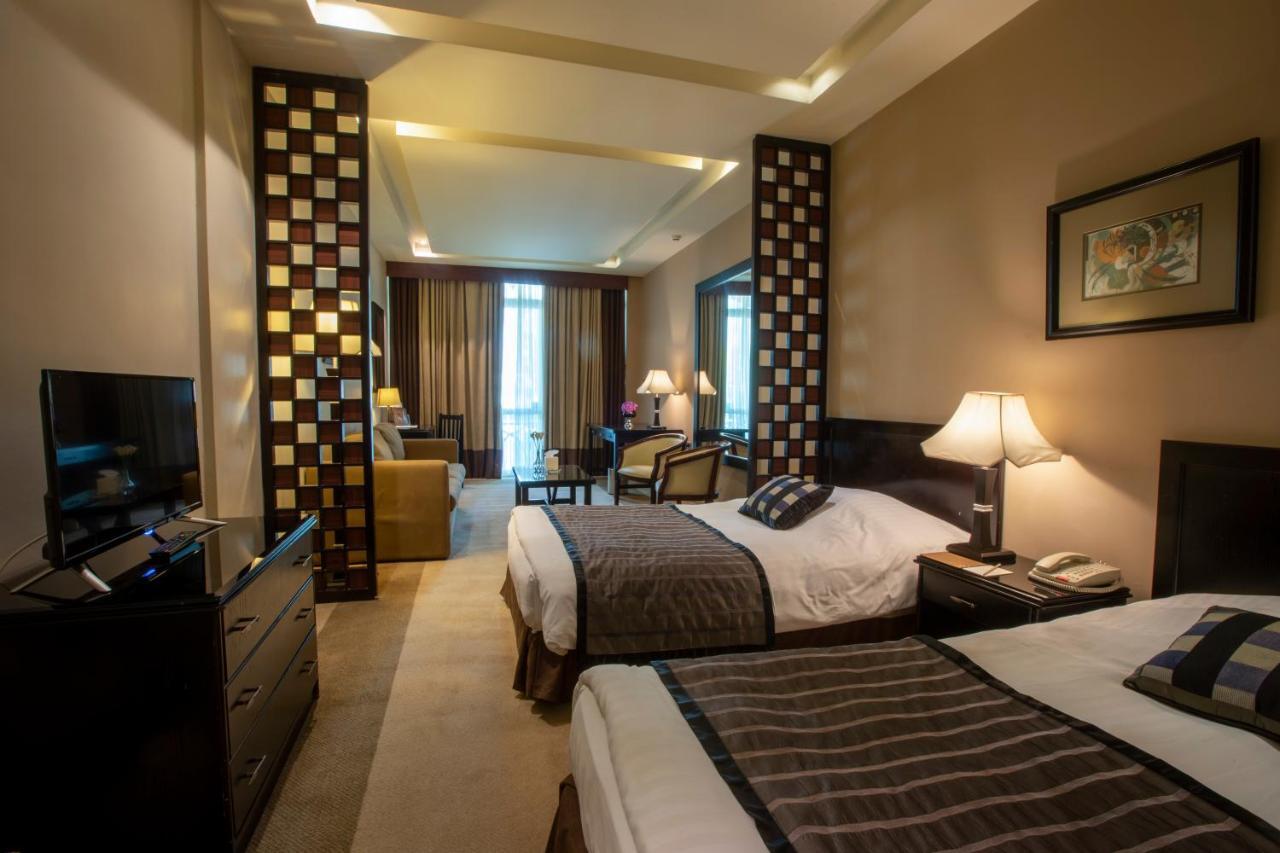 Century Park Hotel Amman Extérieur photo